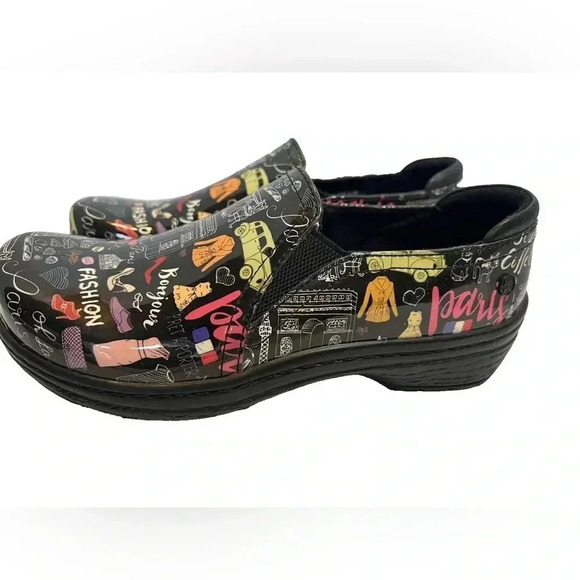 Klogs Shoes - Women’s KLOGS Footwear Moxie Paris Print Leather Loafer